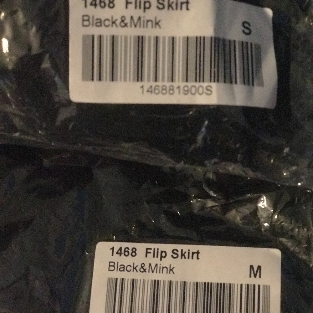 NWT Ruby Ribbon Flip Skirt Black/Mink - Picture 8 of 8